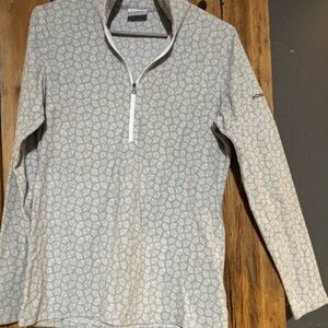 Columbia Gray Patterned Long Sleeve Top